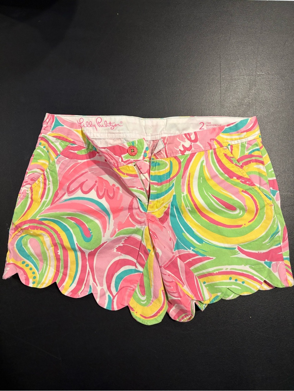 Lilly Pulitzer Scalloped Hem “Buttercup” Short